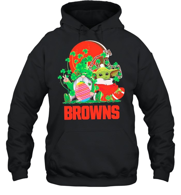 Star Wars Baby Yoda Hug Rugby Cleveland Browns And Gnome Hug Easter Egg Happy Easter And St Patrick’s Day 2021 shirt Unisex Hoodie