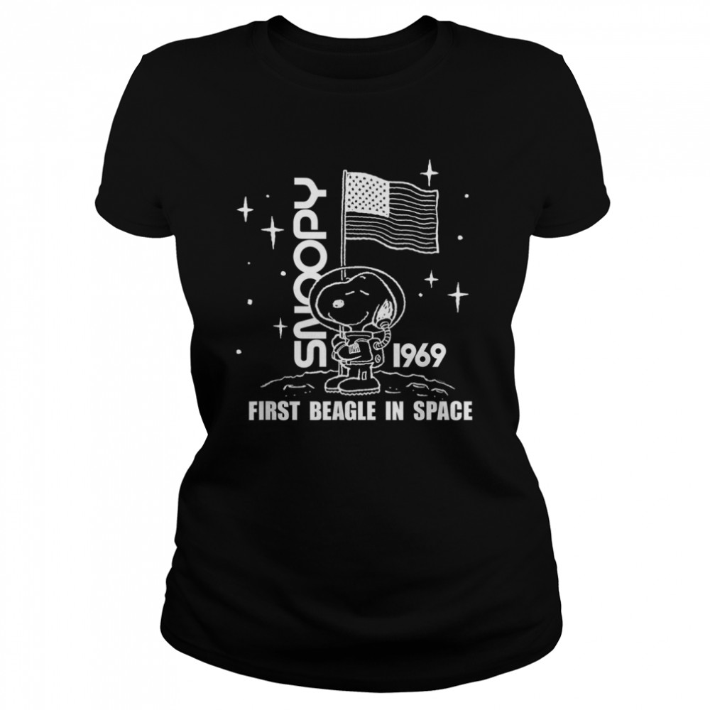 Peanuts First Beagle in Space T- Classic Women's T-shirt